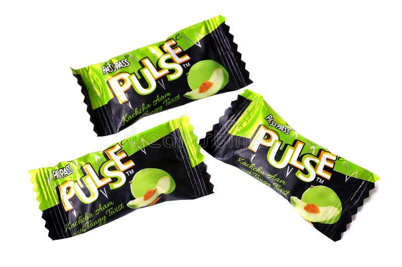 Cukierki Pass Pass Pulse (3 szt.)